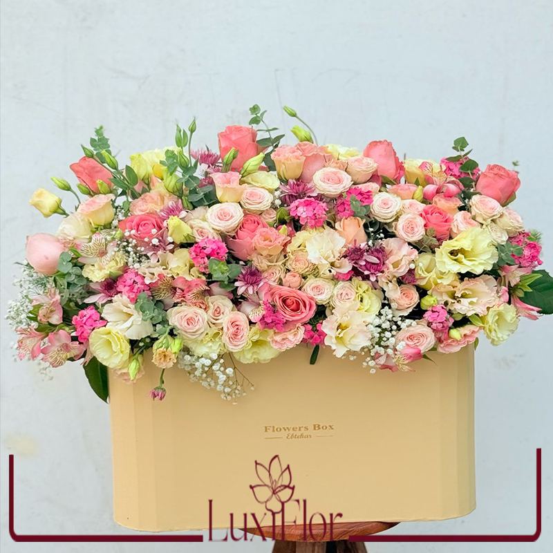 باکس گل لیسیانتوس و رز صورتی کد 1093