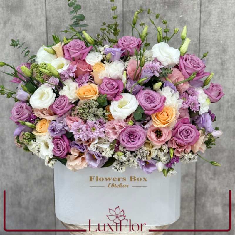 باکس گل رز و لیسانتوس کد 1103